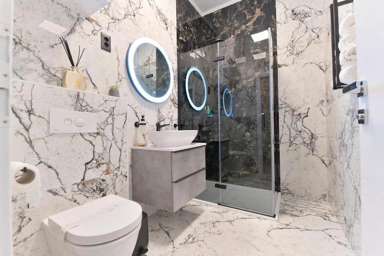 **** Guest house Luxury Rooms 